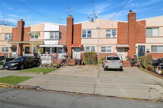21115 48th Ave, Oakland Gardens, NY 11364