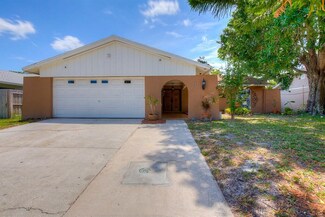 6840 Mitchell Cir, Tampa, FL 33634