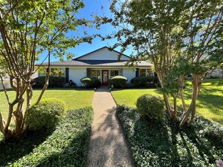9144 Drumcliffe Ln, Dallas, TX 75231