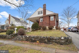 553 9th Ave, Prospect Park, PA 19076