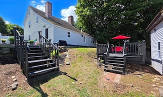 16 Thomas St, Fitchburg, MA 01420