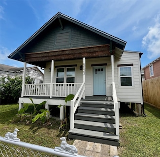 5023 Avenue L, Galveston, TX 77551