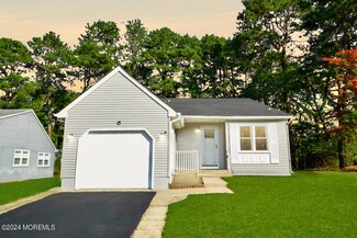 32 Falmouth Ave, Whiting, NJ 08759