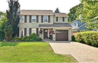 79 Salem Ln, Evanston, IL 60203