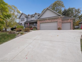 16184 Pine Lake Forest Dr, Linden, MI 48451