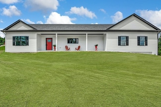 456 Pine St, Leicester, MA 01524