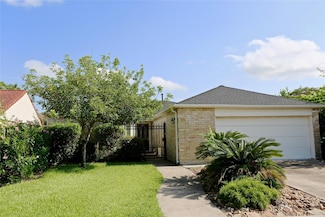 14206 Stokesmount Dr, Houston, TX 77077