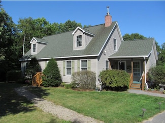 16 Lydia Ln, Milton, NH 03851