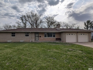 3720 N Saint Michael Ave, Peoria, IL 61615