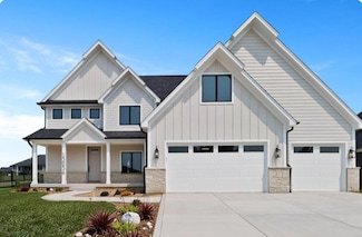 13256 Waterleaf Dr, Saint John, IN 46373