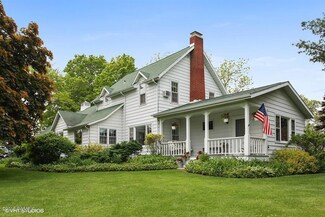 5772 Warren Woods Rd, Three Oaks, MI 49128