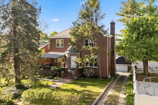 27 Pershing Ave, Yonkers, NY 10705