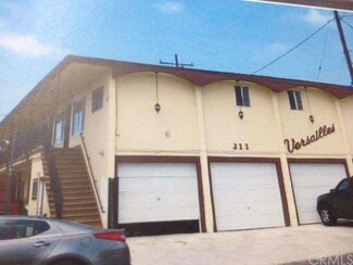 211 E 29th St, Long Beach, CA 90806