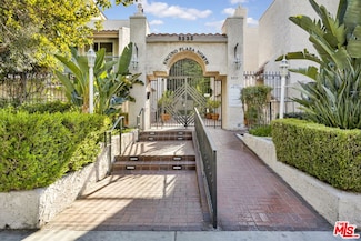 5333 Zelzah Ave Unit 239, Encino, CA 91316