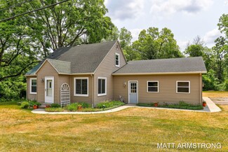 4094 Knapp Ct NE, Grand Rapids, MI 49525