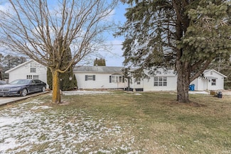 6838 1st Rd, Bremen, IN 46506