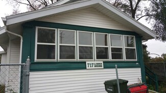 717 Linden Ave, Waterloo, IA 50703