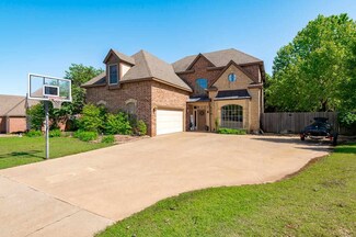 3713 W Forest Trail Ct, Stillwater, OK 74074
