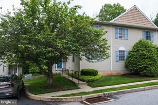 605 Maplewood Ave, Mohnton, PA 19540