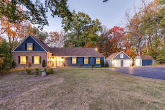 3386 Old Mchenry Rd, Long Grove, IL 60047