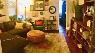 64 Macdougal St Unit 2, New York, NY 10012