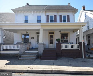 208 W Franklin St, Ephrata, PA 17522