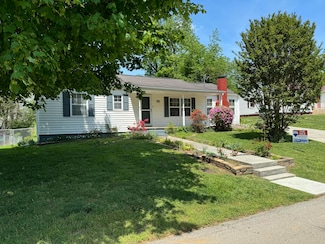 1111 Carmichael St, Morristown, TN 37814
