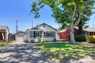 2105 Juliesse Ave, Sacramento, CA 95821