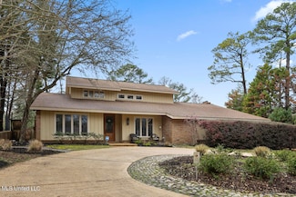 4433 Wedgewood St, Jackson, MS 39211