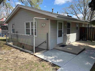 831 Maggard St, Iowa City, IA 52240