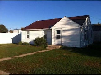 127 E Gerhart St, Edgerton, OH 43517