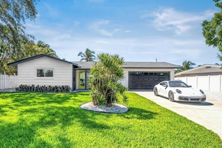 3436 Manatee Dr SE, Saint Petersburg, FL 33705