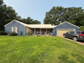 513 & 515 W Tri Lakes Dr, Horseshoe Bend, AR 72512