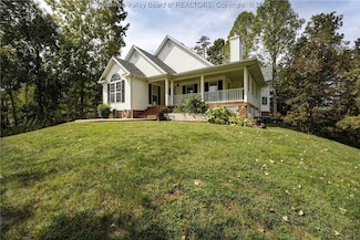 396 Olympia Fields Dr, Winfield, WV 25213