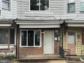 38 S 10th St, Mahanoy City, PA 17948
