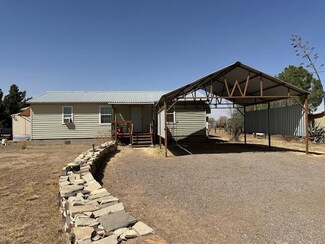 1709 W Fort Davis Ave, Alpine, TX 79830