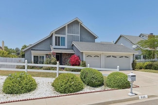 946 Carriage Dr, San Marcos, CA 92069