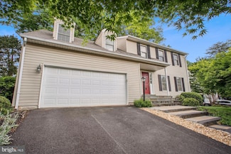 11444 Tanbark Dr, Reston, VA 20191