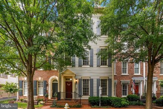 719 Bracey Ln, Alexandria, VA 22314