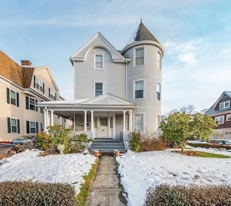 137 Vernon St Unit 1, Worcester, MA 01610