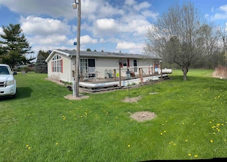 11640 E Briggs Rd, Riverdale, MI 48877