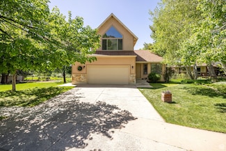 1729 Gateway Dr, North Logan, UT 84341