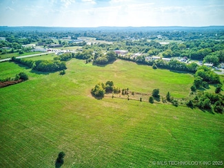 5635 N Peoria Ave, Tulsa, OK 74126