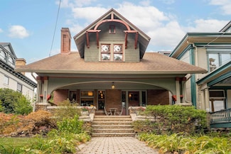 216 Park St, Morgantown, WV 26501