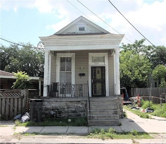 2127 Almonaster Ave, New Orleans, LA 70117