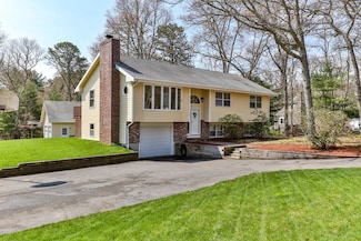 37 Calvin Hamblin Rd, Marstons Mills, MA 02648