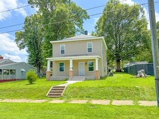 512 E Virginia Ave, Crewe, VA 23930
