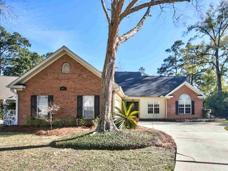 917 Hillcrest Ct, Tallahassee, FL 32308