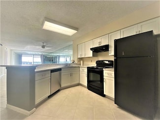 2221 Cypress Island Dr Unit 807, Pompano Beach, FL 33069