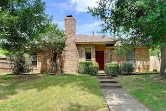 1909 Camellia St, Denton, TX 76205